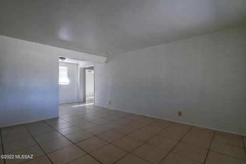 4650 E Sylvane St, Tucson, AZ 85711 photo 6