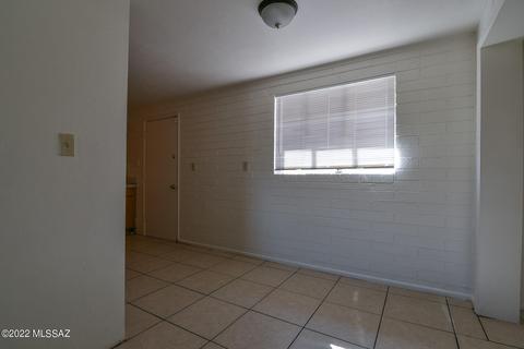 4650 E Sylvane St, Tucson, AZ 85711 photo 8