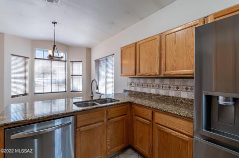 10199 E Covington St, Tucson, AZ 85748 photo 10