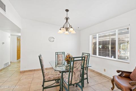 6922 E 2nd St, Tucson, AZ 85710 photo 9