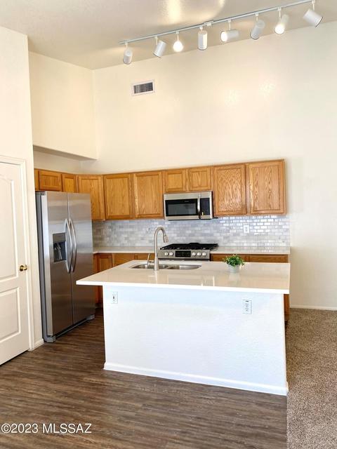 9029 E Sugar Sumac St, Tucson, AZ 85747 photo 2