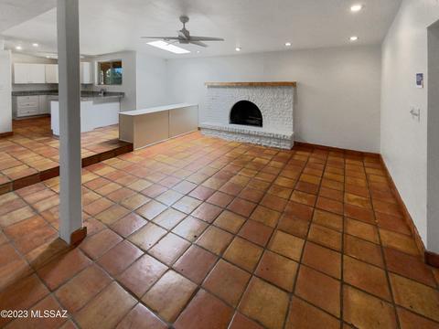 7301 E Beverly Dr, Tucson, AZ 85710 photo 9
