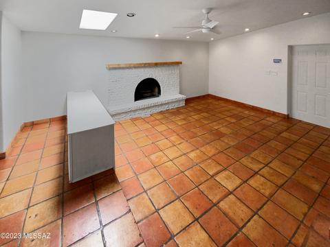 7301 E Beverly Dr, Tucson, AZ 85710 photo 3