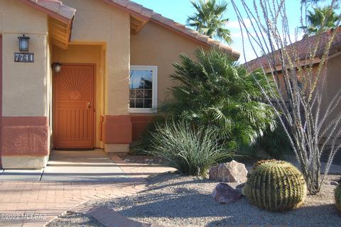 7741 S Precious Opal Dr, Tucson, AZ 85747 photo 5
