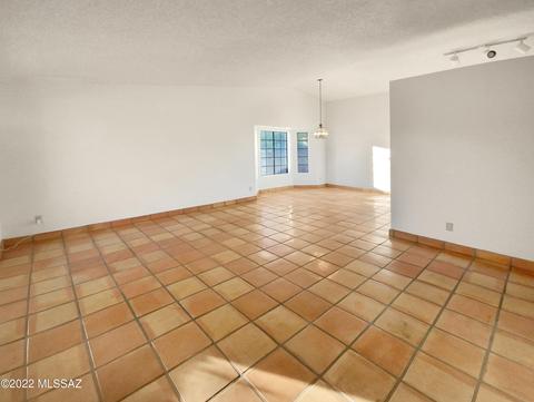 9975 E Gray Hawk Dr, Tucson, AZ 85730 photo 10