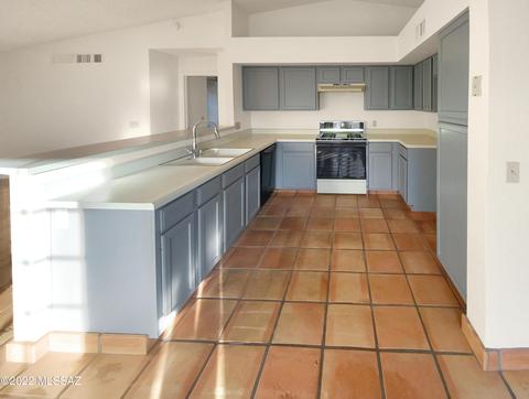 9975 E Gray Hawk Dr, Tucson, AZ 85730 photo 6