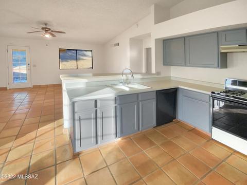9975 E Gray Hawk Dr, Tucson, AZ 85730 photo 11