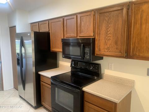 571 E Savannah St, Vail, AZ 85641 photo 4