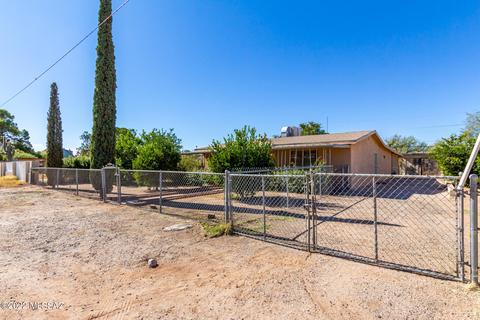 6608 S Burcham Ave, Tucson, AZ 85756 photo 2