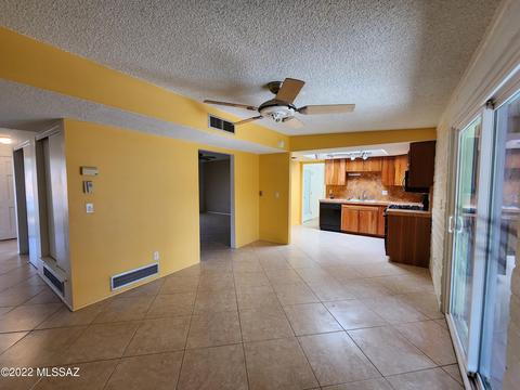 7342 E Tamara Dr, Tucson, AZ 85730 photo 6
