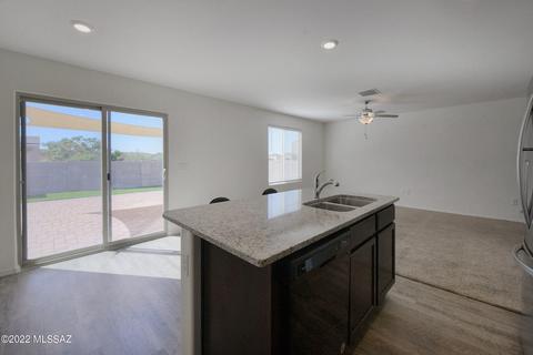 4096 E Braddock Dr, Tucson, AZ 85706 photo 9