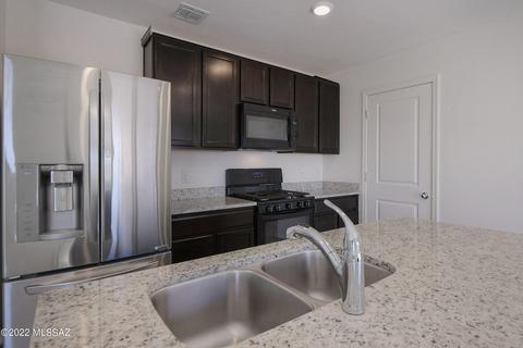 4096 E Braddock Dr, Tucson, AZ 85706 photo 5