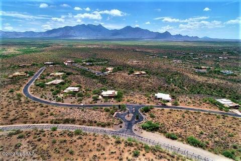 743 E Canyon Rock Rd, Green Valley, AZ 85614
