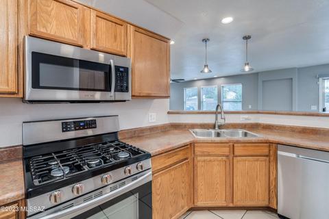 6212 E Bramble St, Tucson, AZ 85756 photo 17
