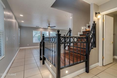 6212 E Bramble St, Tucson, AZ 85756 photo 2