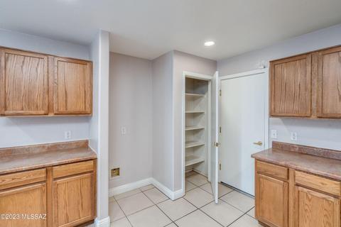 6212 E Bramble St, Tucson, AZ 85756 photo 21