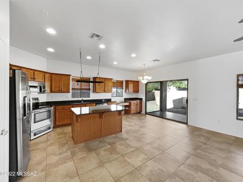 709 E Blue Mesa Pl, Vail, AZ 85641 photo 6