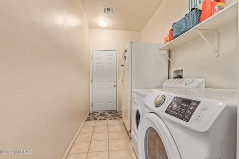 8441 W Benidorm Loop, Tucson, AZ 85757 photo 19