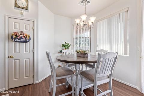 8441 W Benidorm Loop, Tucson, AZ 85757 photo 5