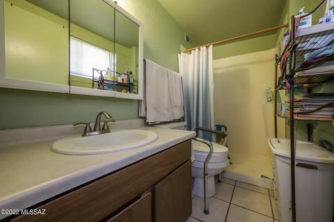 7831 E Silver Beech Dr, Tucson, AZ 85730 photo 7