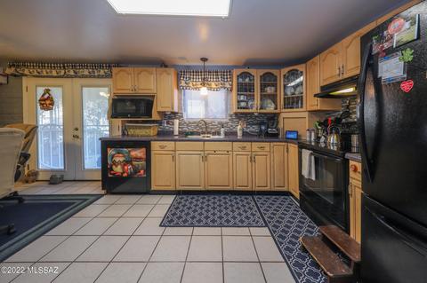 7831 E Silver Beech Dr, Tucson, AZ 85730 photo 3