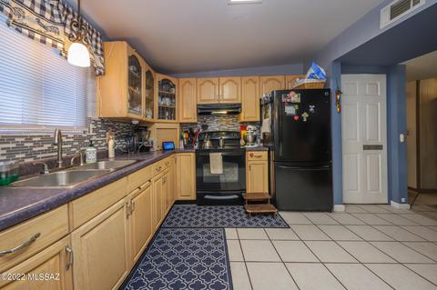 7831 E Silver Beech Dr, Tucson, AZ 85730 photo 4