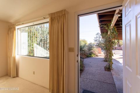 4375 E 4th St, Tucson, AZ 85711 photo 2