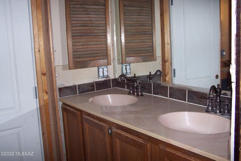 260 S Lawson Ln, Willcox, AZ 85643 photo 7