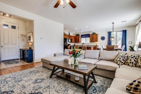 2210 Eager Dr, Green Valley, AZ 85614 photo 6