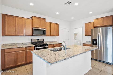 14251 E Yellow Sage Ln, Vail, AZ 85641 photo 4