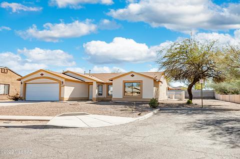 1585 W Bagpipe Dr, Tucson, AZ 85746