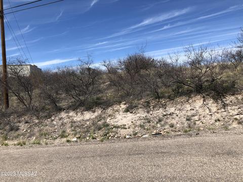 992 Paseo Guebabi, Rio Rico, AZ 85648