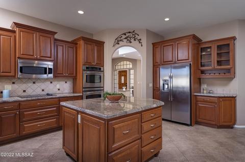 910 W Eucalyptus Pl, Tucson, AZ 85704 photo 11