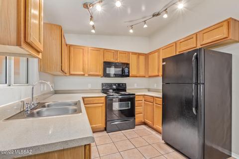 4090 N Romero Rd, Tucson, AZ 85705