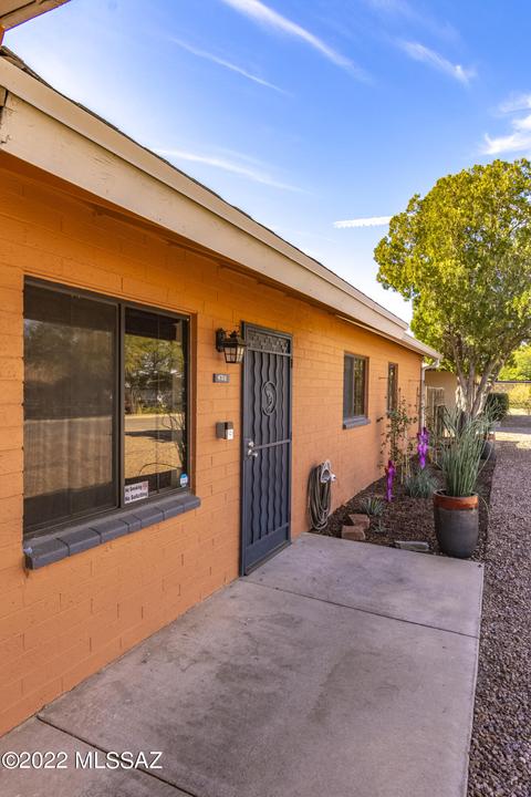 4718 E Montecito St, Tucson, AZ 85711 photo 2