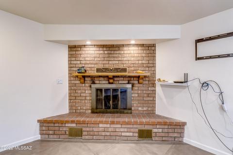 4718 E Montecito St, Tucson, AZ 85711 photo 9