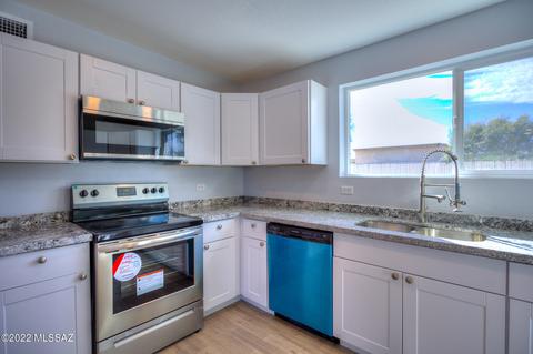 2110 E Canada St, Tucson, AZ 85706 photo 8