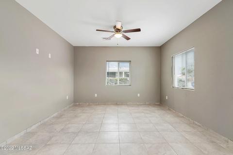 466 E 33rd St, Tucson, AZ 85713 photo 9