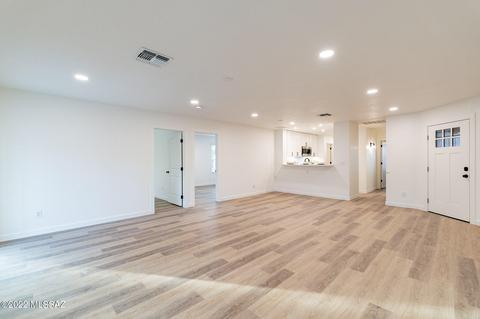 7026 E Mitchell Flyer Rd, Tucson, AZ 85730 photo 9