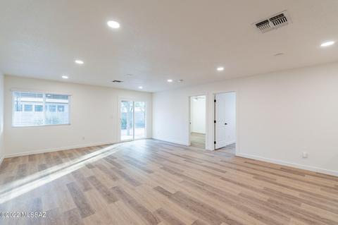 7026 E Mitchell Flyer Rd, Tucson, AZ 85730 photo 6