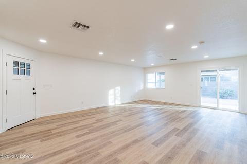 7026 E Mitchell Flyer Rd, Tucson, AZ 85730 photo 7