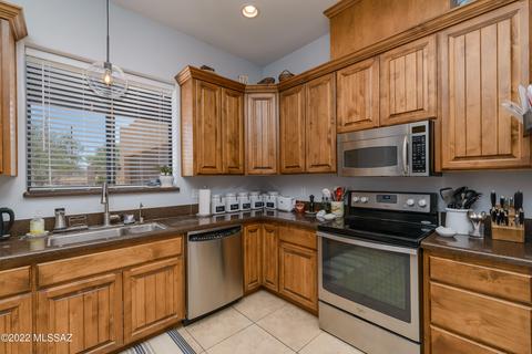 1 N Larkin Dr, Vail, AZ 85641 photo 3
