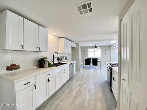 6027 E 20th St, Tucson, AZ 85711 photo 12