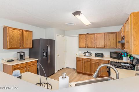 6180 E Bramble St, Tucson, AZ 85756 photo 10