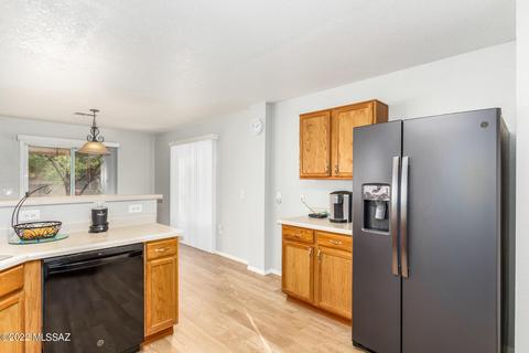 6180 E Bramble St, Tucson, AZ 85756 photo 12