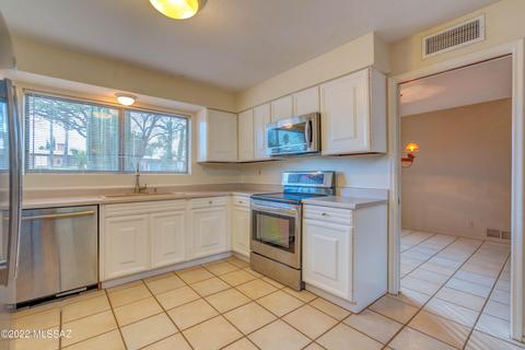 7749 E Hampton St, Tucson, AZ 85715 photo 11