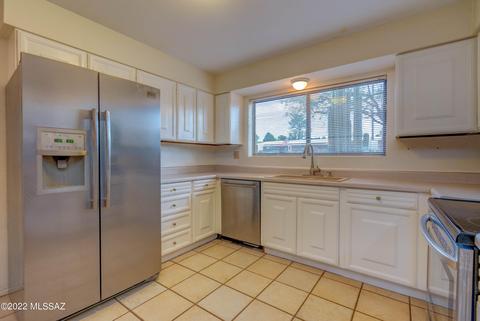 7749 E Hampton St, Tucson, AZ 85715 photo 12