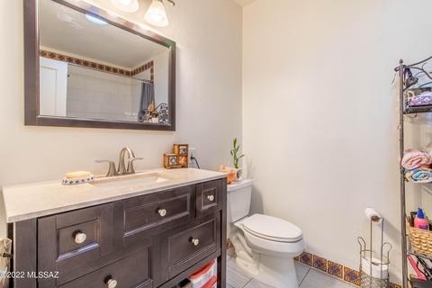 2818 E Copper St, Tucson, AZ 85716 photo 17