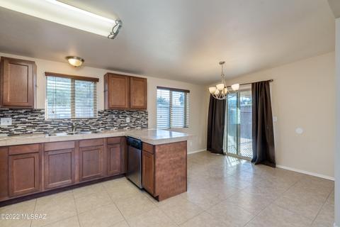 7660 E White Pine Pl, Tucson, AZ 85730 photo 6
