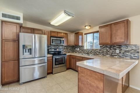 7660 E White Pine Pl, Tucson, AZ 85730 photo 11